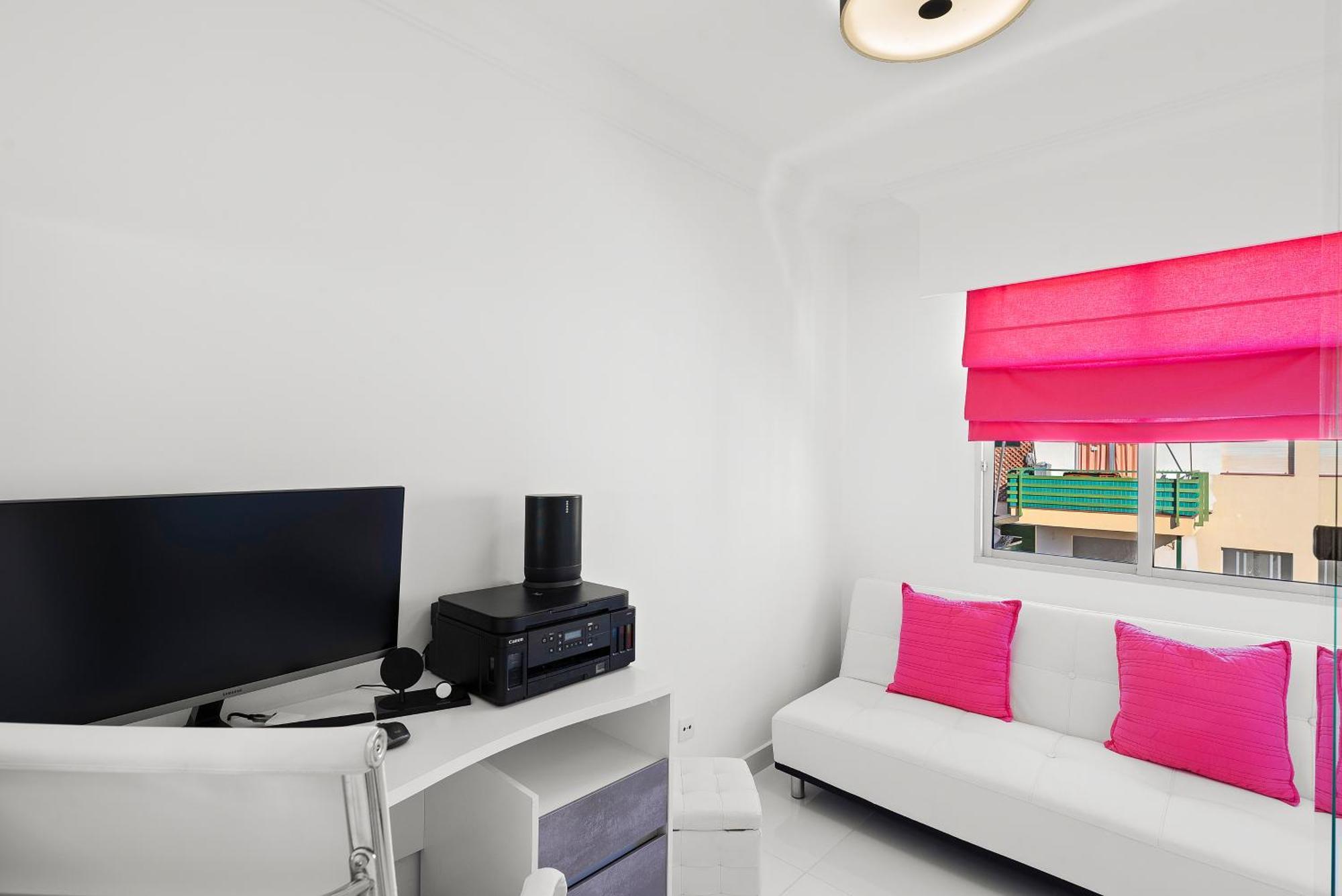 Cristismart Home Hi-End Services Media Streaming Лос Кристианос Экстерьер фото